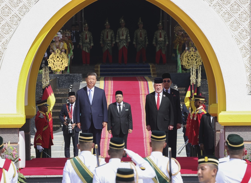 习近平会见马来西亚最高元首易卜拉欣「相关图片」